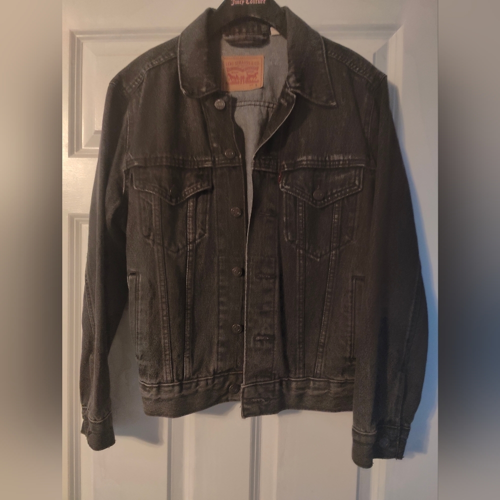 Women's Levi's boyfriend denim jacket